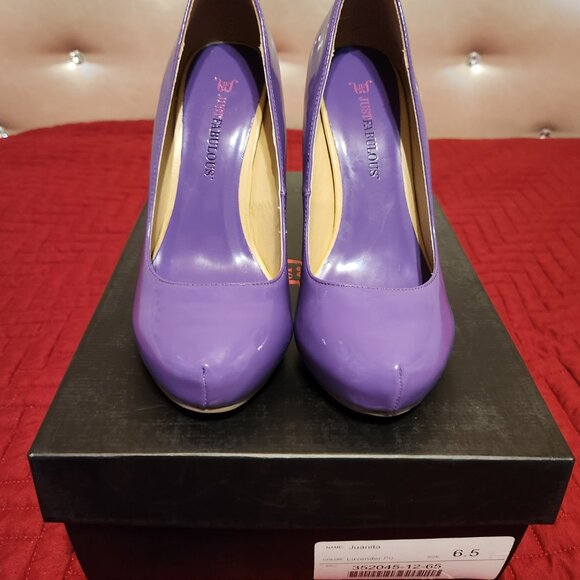 Women's Sz 6.5 Patent Purple 4.5" Heel Pumps - Picture 3 of 6